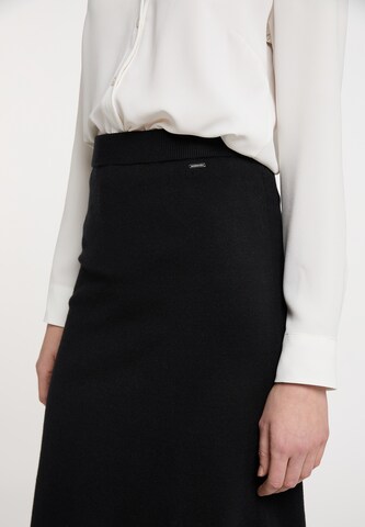 DreiMaster Klassik Skirt in Black