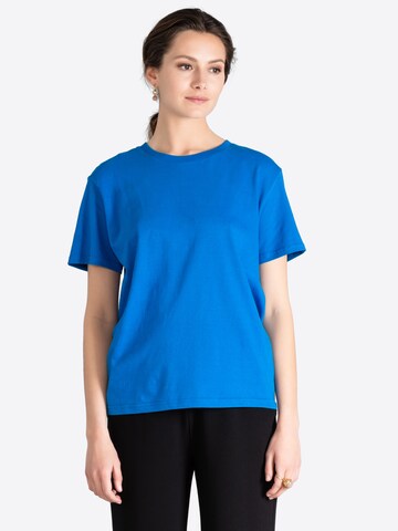 T-shirt 'Essential' Jascha Stockholm en bleu : devant