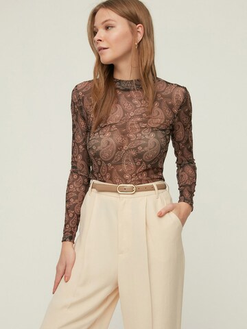 Trendyol - Camiseta en azul: frente