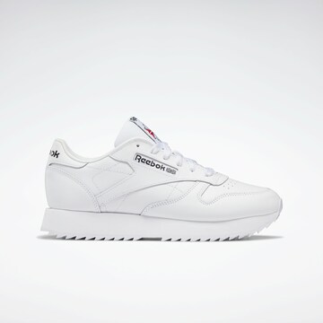 Baskets basses Reebok en blanc