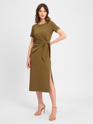 Marie Lund Dress in Green: front