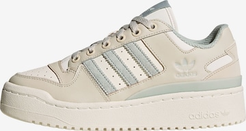 ADIDAS ORIGINALS - Sapatilhas baixas 'Forum Bold' em bege: frente