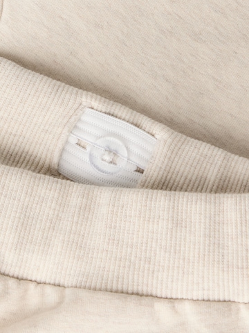 NAME IT - Tapered Pantalón en blanco