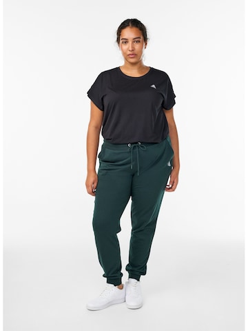 Active by Zizzi - Tapered Pantalón 'Abasic' en verde