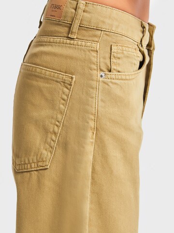 IT'S BASIC Regular Jeans 'Straight Mid Rise Jeans' in Geel