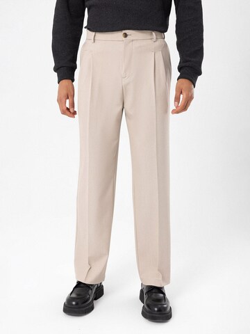 Loosefit Pantaloni con pieghe di Antioch in beige: frontale
