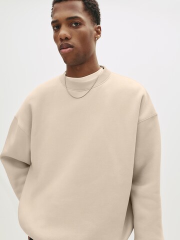 Pull&Bear Sweatshirt in Beige