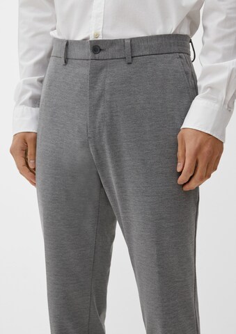 Regular Pantalon à plis s.Oliver BLACK LABEL en gris