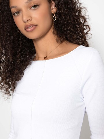 SASSYCLASSY Shirt in White
