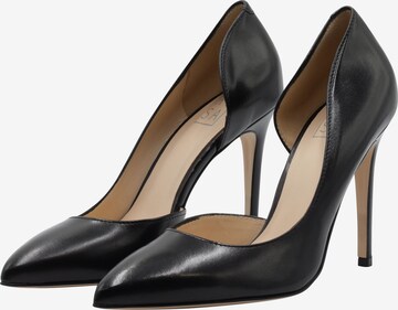 RISA Pumps in Black