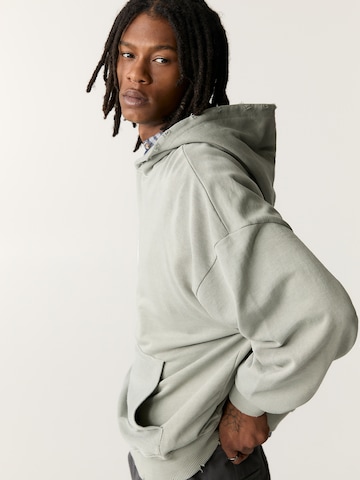 Pull&Bear Sweatshirt in Grey