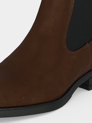 STEVE MADDEN Chelsea-bootsi 'Valera' värissä ruskea
