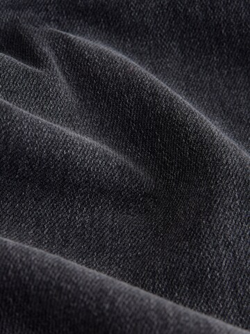 juoda Next Standartinis Džinsai