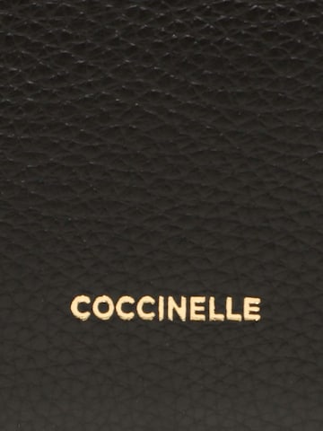 Coccinelle Schoudertas 'Tebe Mini Bag Grained Leather' in Zwart