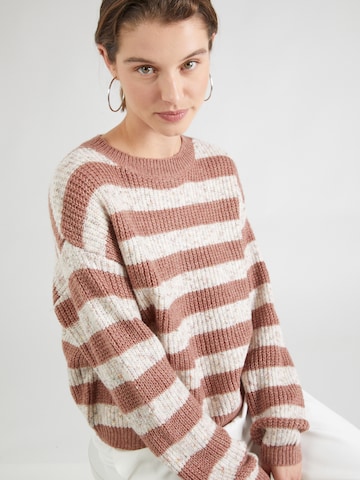 VILA Sweater 'Paline' in Brown