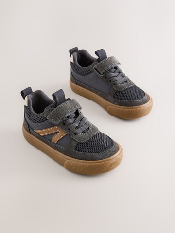Baskets Next en gris