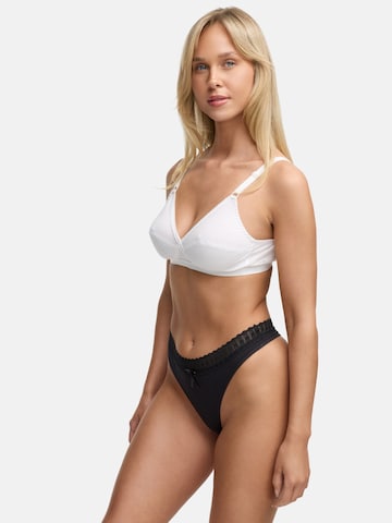 Tazzio String '3er Pack F927' in Schwarz