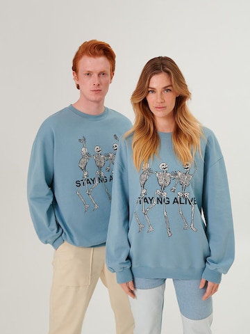 ABOUT YOU x Swalina&Linus Sweatshirt 'Hamza' i blå