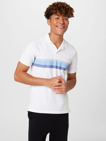 GAP Shirt in Wit: voorkant