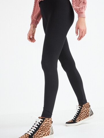 Skinny Leggings di Next in nero: frontale