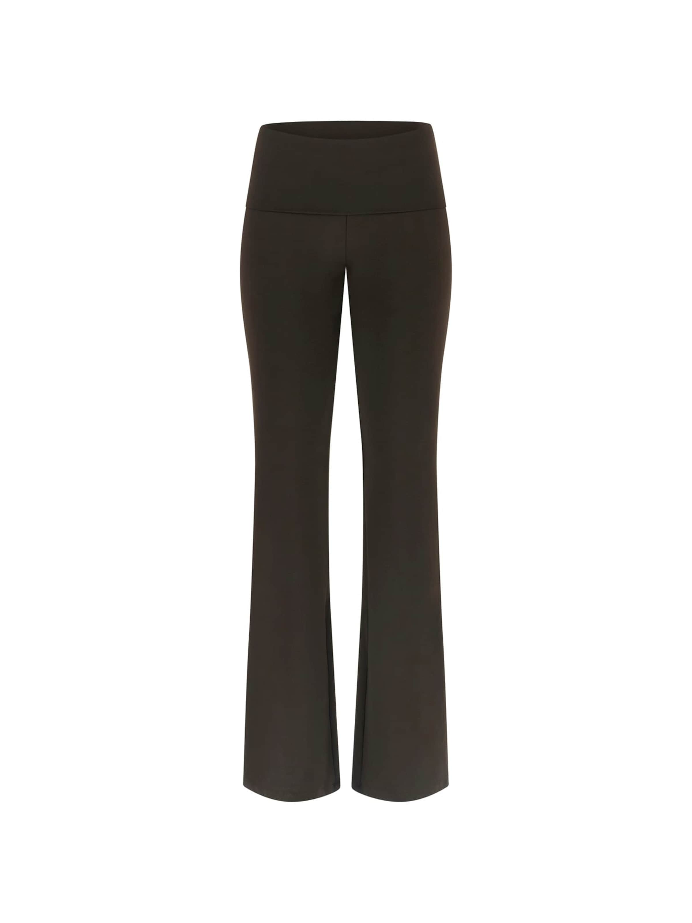 GUESS Slimfit Hose in Braun: Vorderseite
