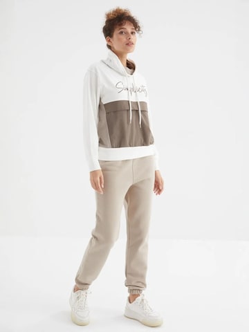 Tommy Life Regular Workout Pants in Mixed colors