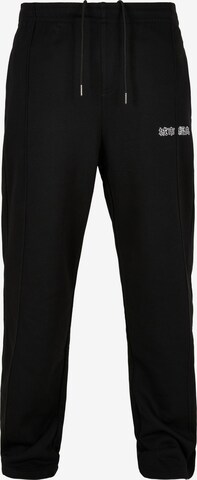 Urban Classics Loosefit Broek in Zwart: voorkant