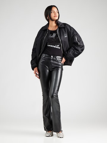 Tricou de la EA7 Emporio Armani pe negru