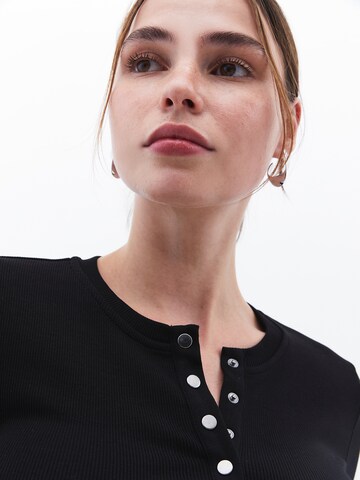 OXXO Shirt in Zwart