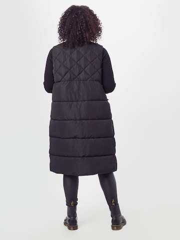 ONLY Carmakoma Vest 'Stacy' i sort