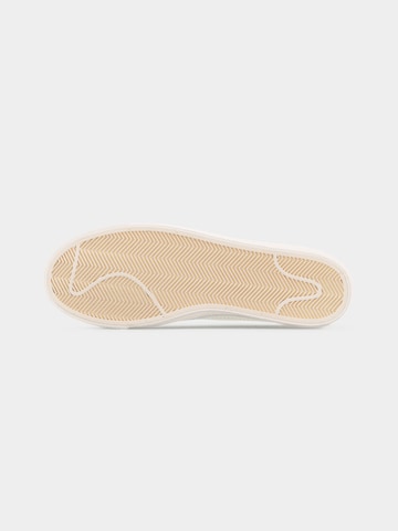 Sneaker low 'Tennis Classic' de la Nike Sportswear pe bej