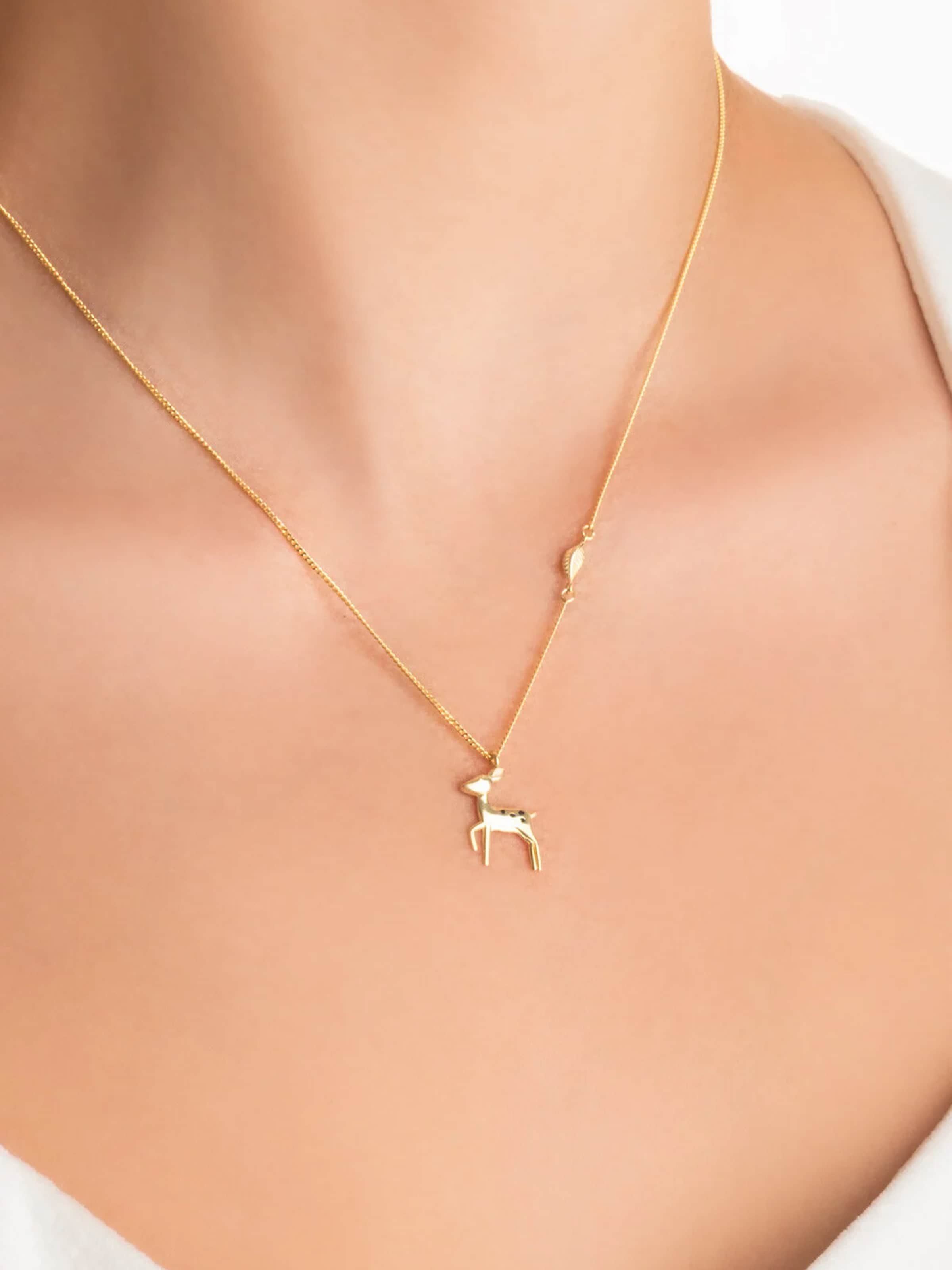 So Chic Necklace in Gold