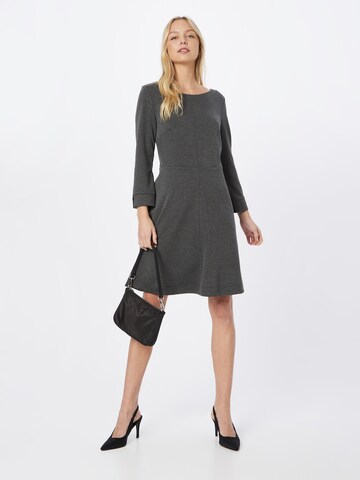 ESPRIT Kleid in Grau