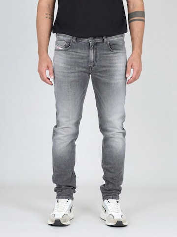 DIESEL - Skinny Calças de ganga '1979 SLEENKER' em cinzento: frente