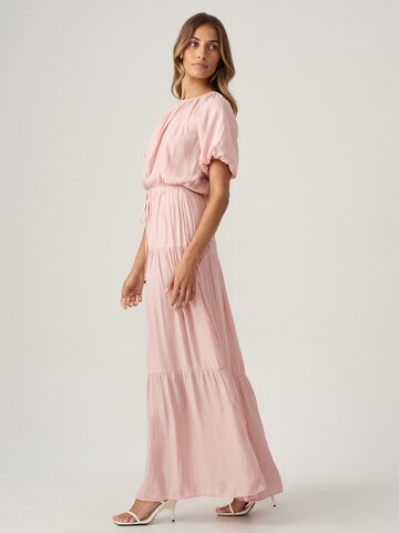 Robe 'MILLY' The Fated en rose