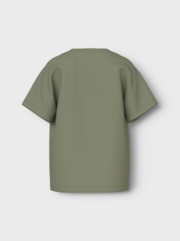 NAME IT T-shirt 'VAGNO' i grön