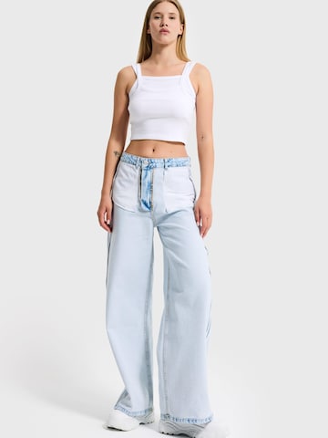 Baggy Jean 'REVERSE BAGGY MID RISE JEANS' IT'S BASIC en bleu : devant