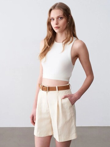 Wide leg Pantaloni 'Shorts' di Dilvin in beige