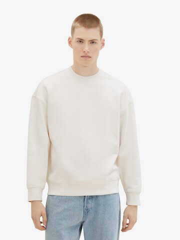 TOM TAILOR DENIM Sweatshirt i vit: framsida