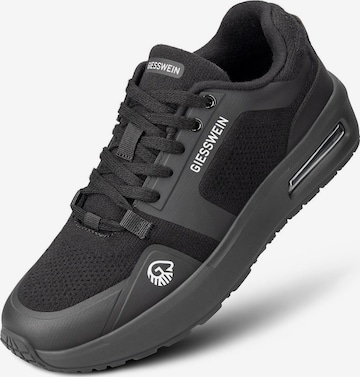 Baskets basses GIESSWEIN en noir : devant