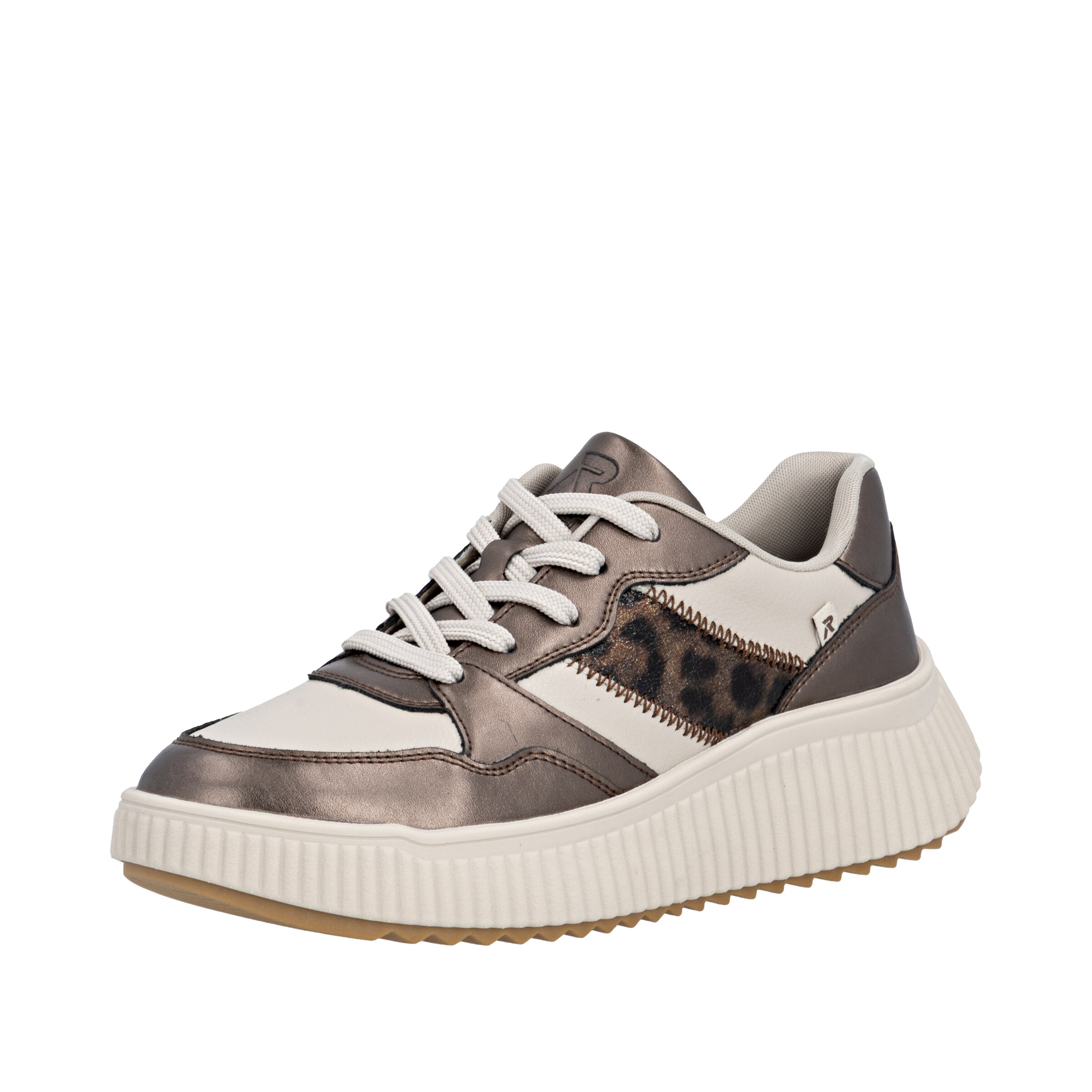 Baskets basses Rieker en beige : devant