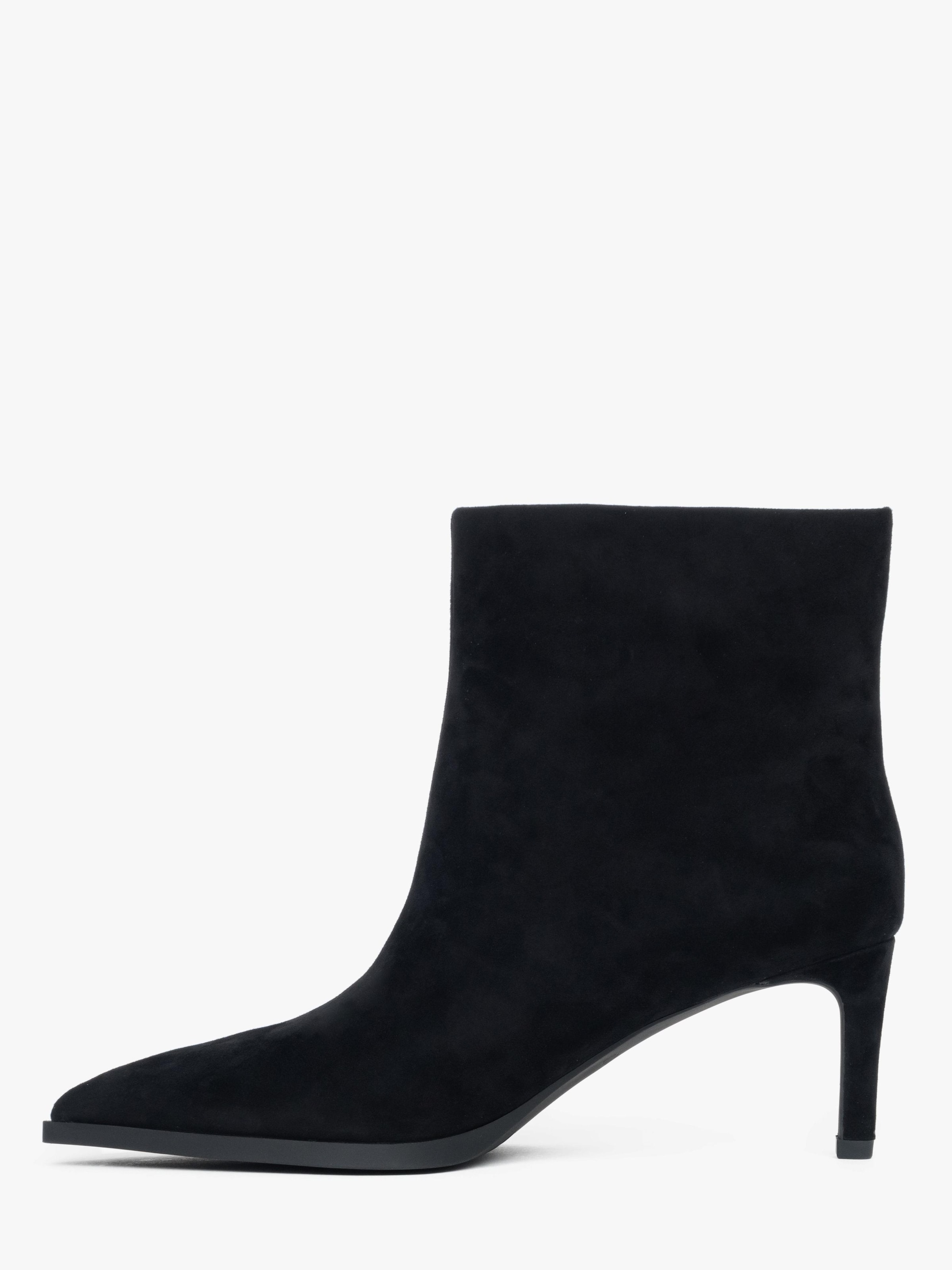 Ankle boots '2636-51' di Estro in nero