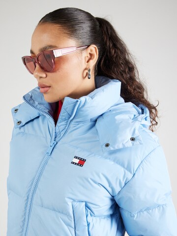 mėlyna Tommy Jeans Žieminė striukė 'ALASKA'