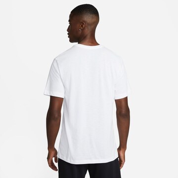 T-Shirt fonctionnel 'Slub' NIKE en blanc