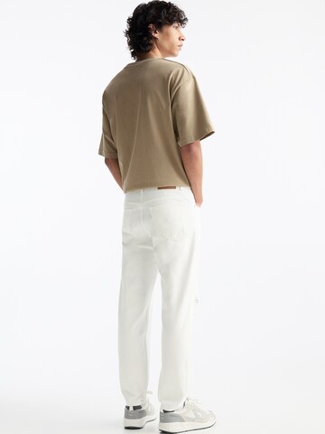 Pull&Bear Tapered Jeans in Beige