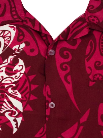 King Kameha Shirt 'Maori Wedding' in Rood