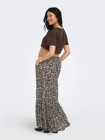 Only Maternity Shirt in Bruin