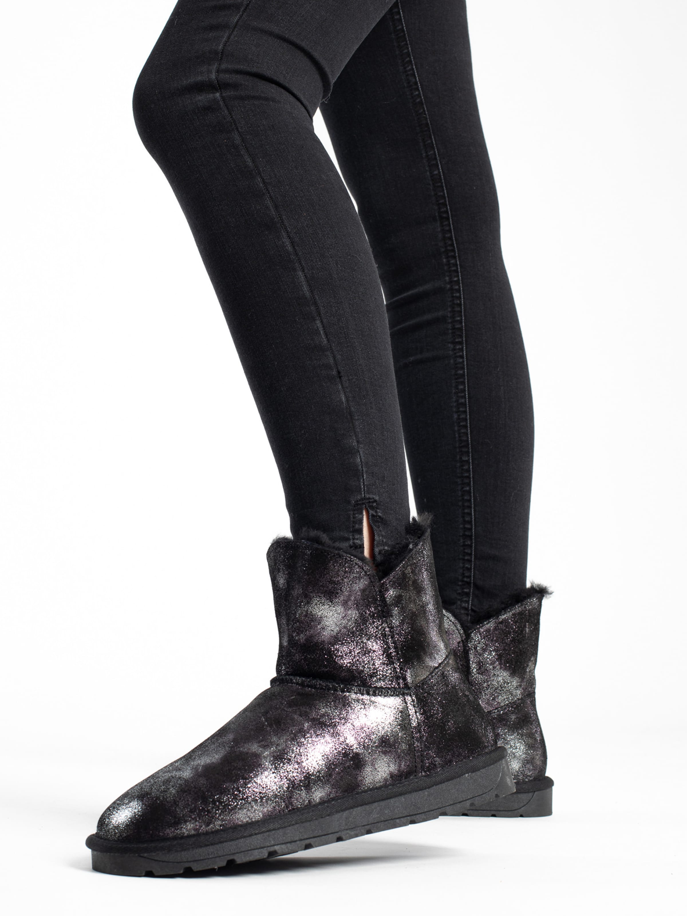 Bocanci de zăpadă 'Petula' de la Gooce pe argintiu