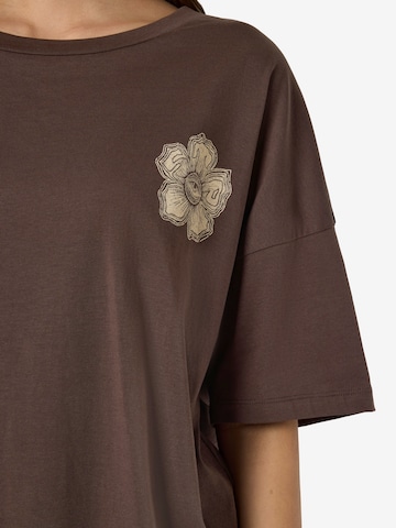 T-shirt oversize 'NMIDA' Noisy may en marron