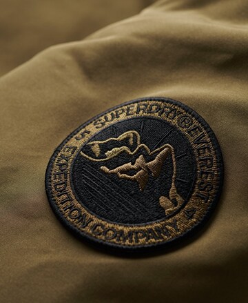 Superdry & Co Зимняя куртка 'Everest' в Зеленый